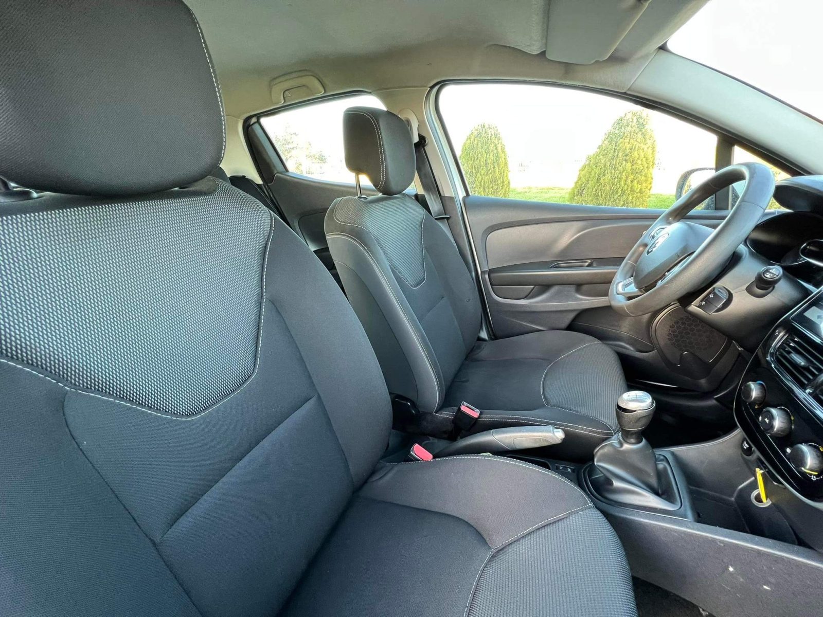 Renault Clio 18 SPORT Dynamic 25