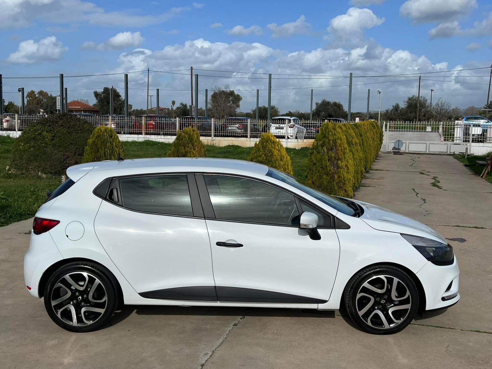 Renault Clio 18 SPORT Dynamic 4