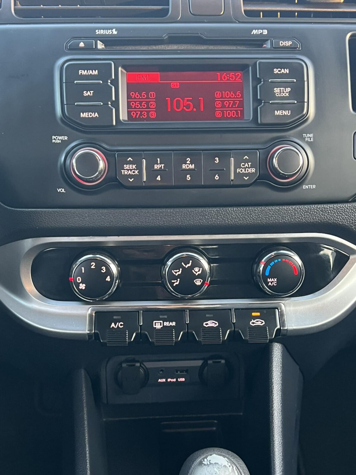 Kia Rio '13 1.6 GDI ACTIVE ECO (51)