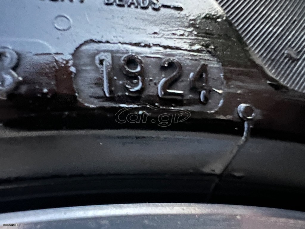 56348582 12 b